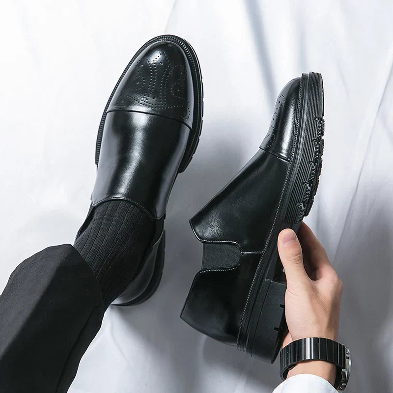 Criz / Zapatos de cuero auténtico.