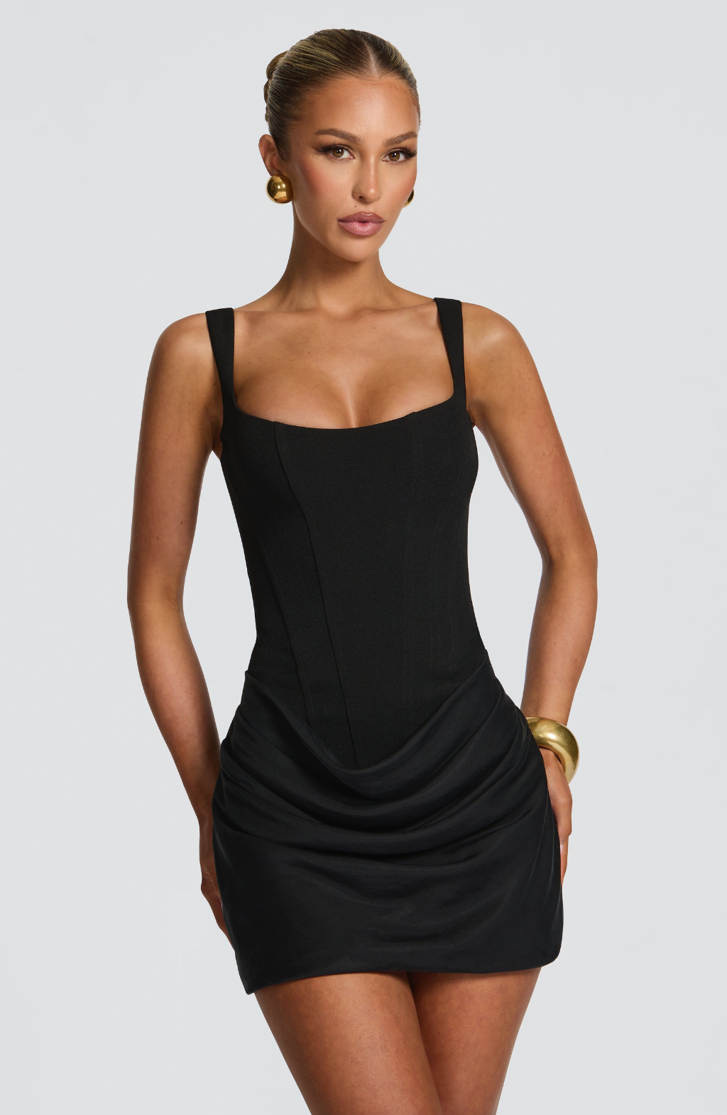 Cataleya Mini | Vestido corto reloj de arena.