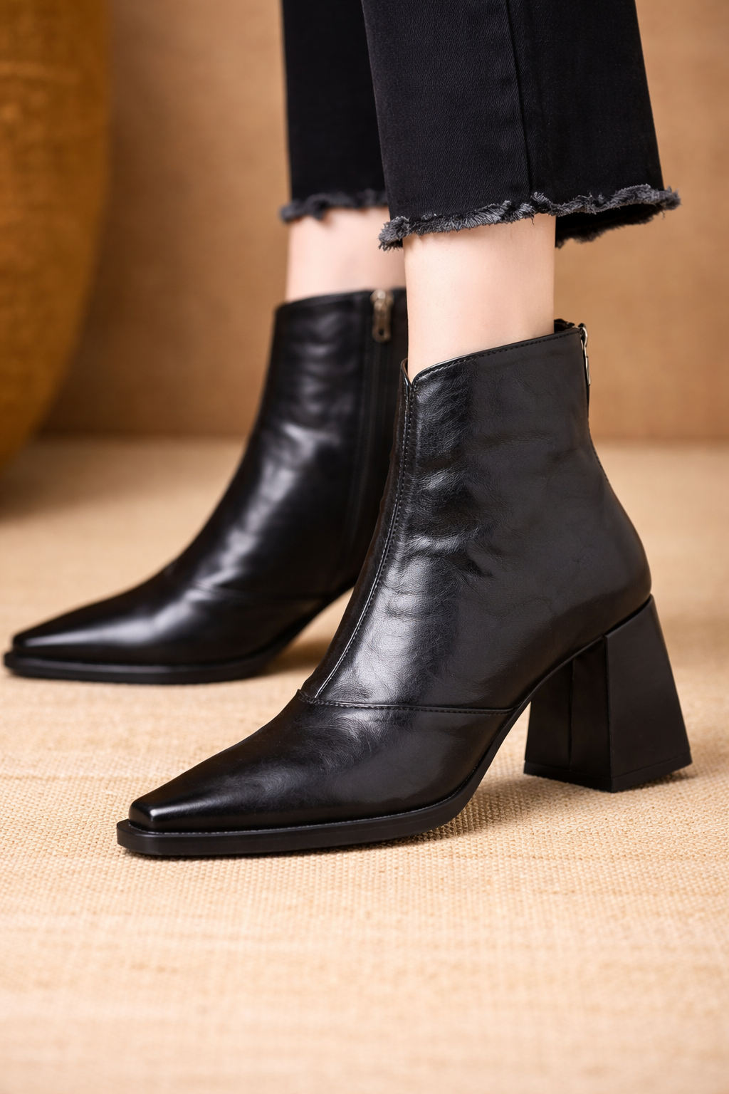 Celeste  | Botín de piel.