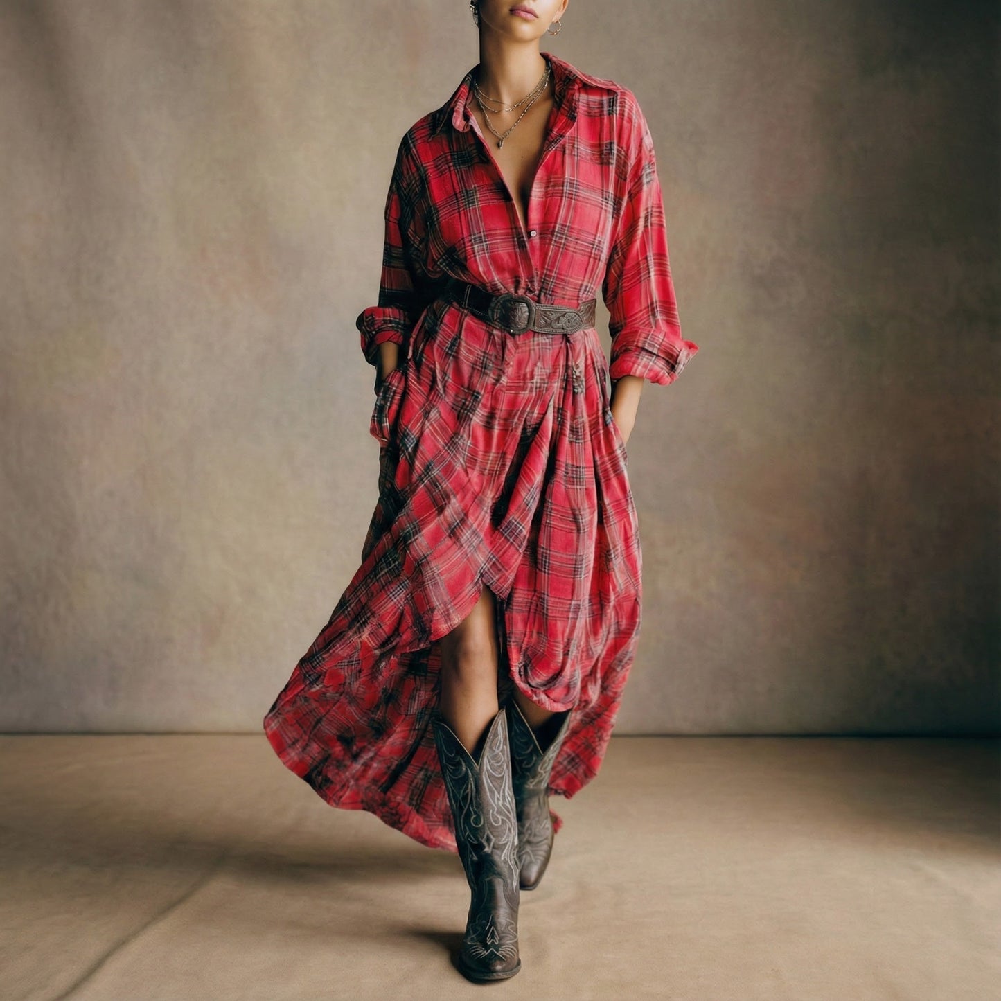 Abril | Vestido de Camisa a Cuadros con Cinturón