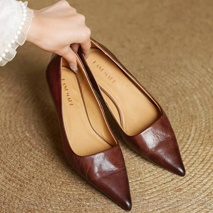 Sarah | Zapato tacón con punta refinada.