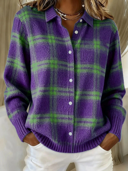 Sofía – Blusa de punto con estampado de cuadros morado/verde.