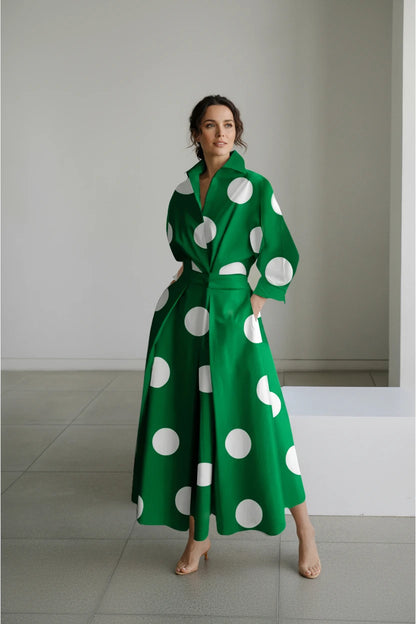 AV | Vestido fluido con escote en V y manga tres cuartos