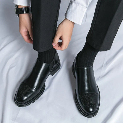 Criz / Zapatos de cuero auténtico.