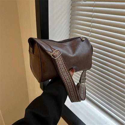 Maya |Elegante bolso  de piel sintética vintage