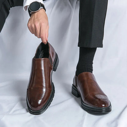 Criz / Zapatos de cuero auténtico.