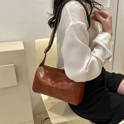 Maya |Elegante bolso  de piel sintética vintage